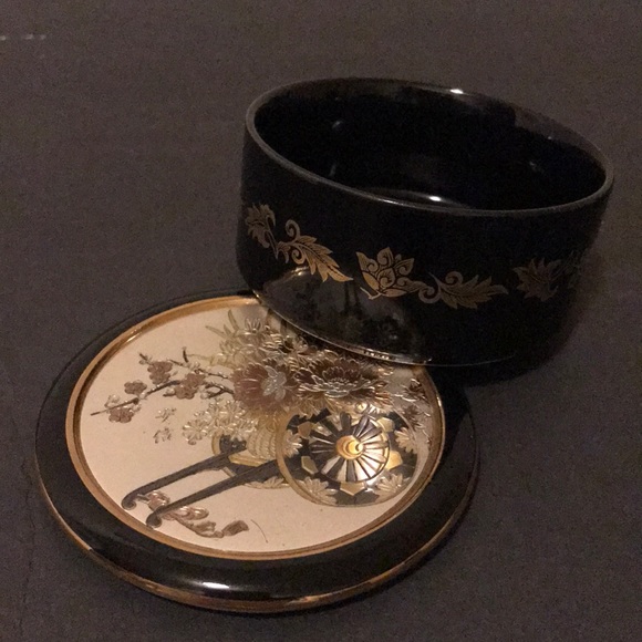 Art of Chokin Japanese Flower Cart Trinket Box - Picture 8 of 11